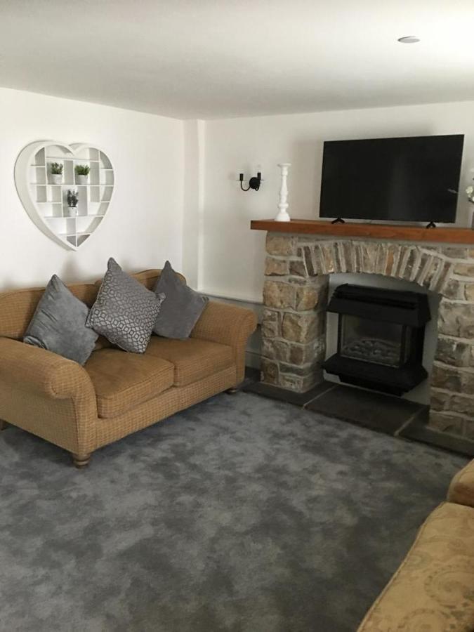 Ystradgynlais The Cottage מראה חיצוני תמונה